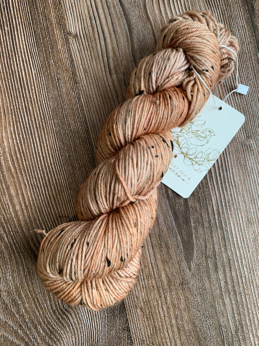 Single lot- tweed dk