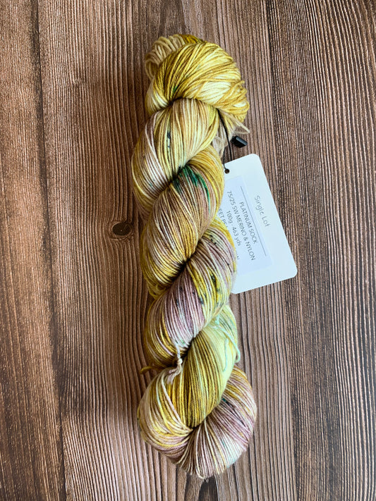 Single lot- Platinum sock weight